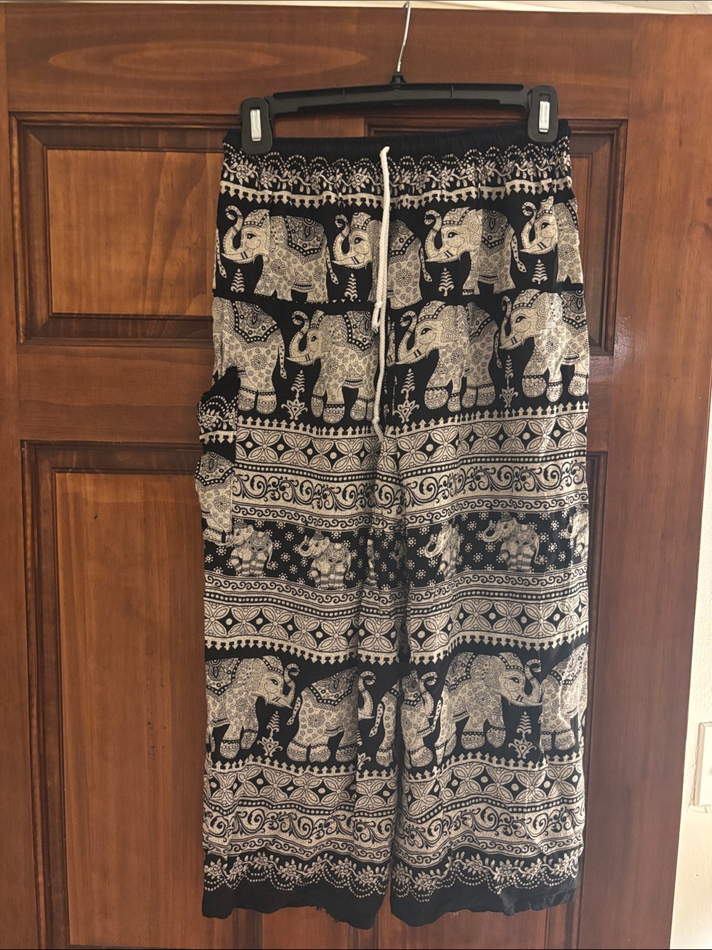 Light 100% rayon boho elephant print capri pants